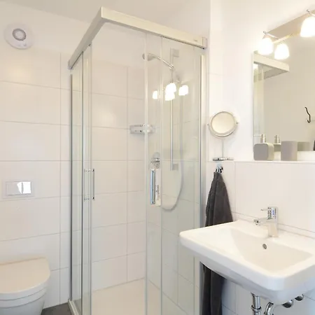 Wilbur Daire Olpenitz